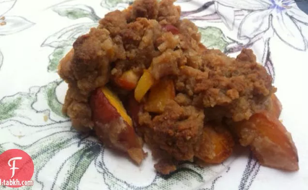 فطيرة اللوز الخوخ برانديدي