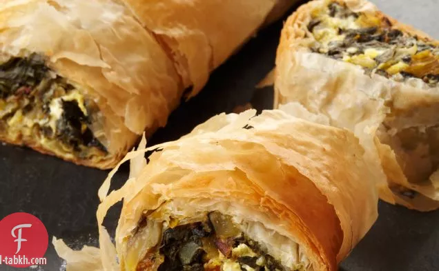 فطيرة جبن السلق والماعز بالنكهات الهندية