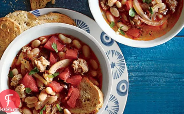 شوربة الفاصوليا البيضاء والمريمية والسجق
