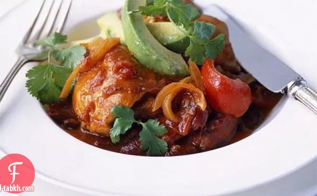 الفلفل الدجاج وعاء واحد