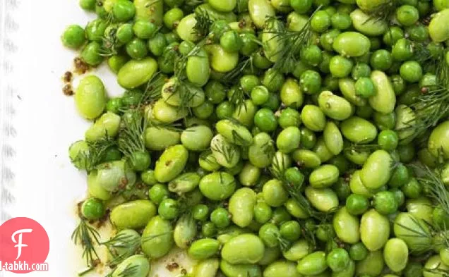 سلطة البازلاء وفول الصويا مع الشبت الطازج