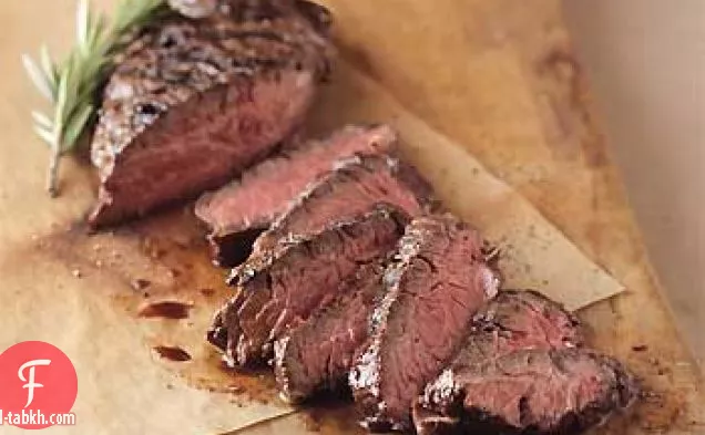 شريحة لحم مشوية متبلة بالبيرة