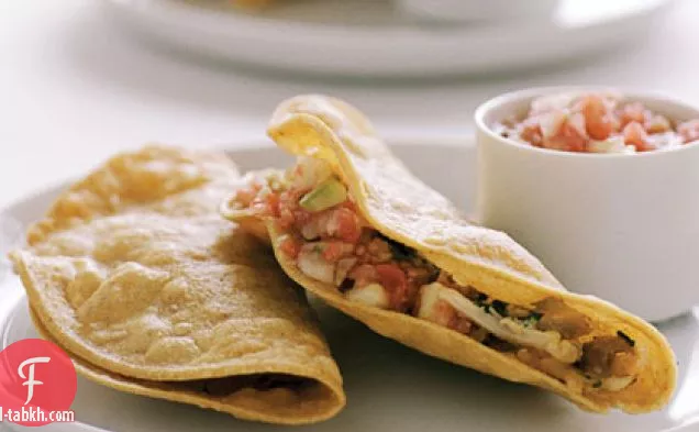 سندويشات التاكو الدجاج المقرمشة (سندويشات التاكو دي بولو)