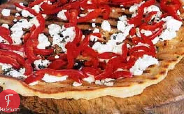بيتزا فيتا والفلفل الأحمر