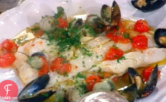 سمك القد مع ثمار البحر - - - ميرلوزو منظمة العفو الدولية فروتي دي ماري