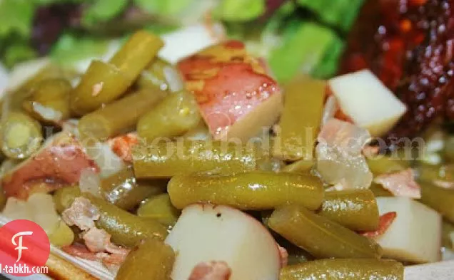 فاصوليا خضراء على الطريقة الجنوبية مع بطاطس جديدة