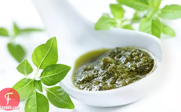 بيستو نباتي وخالي من الألبان