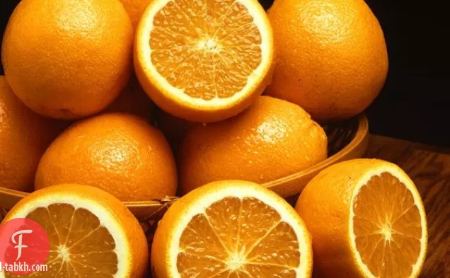 البرتقال والموز أوله