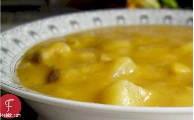 حساء الكراث البطاطس النباتي الكريمي