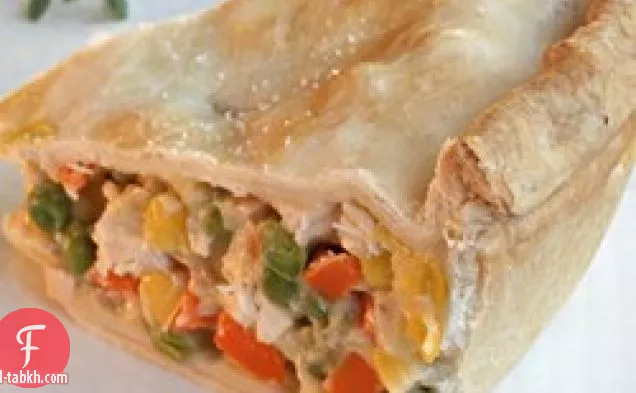 فطيرة وعاء الدجاج على غرار جيريمي وياسمين
