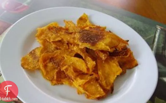 سموكي بارميزان رقائق البطاطا الحلوة