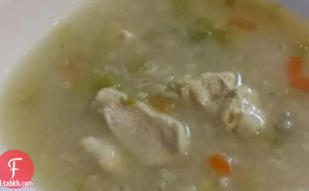 شوربة شعير الدجاج سهلة وسريعة