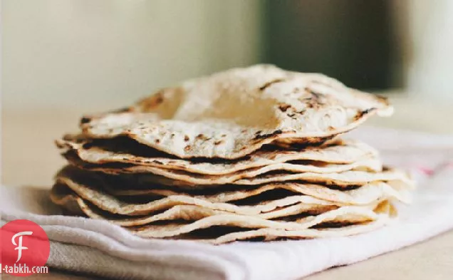 كوسة محمصة ، فاصوليا سوداء + إنتشلادا جبن الماعز