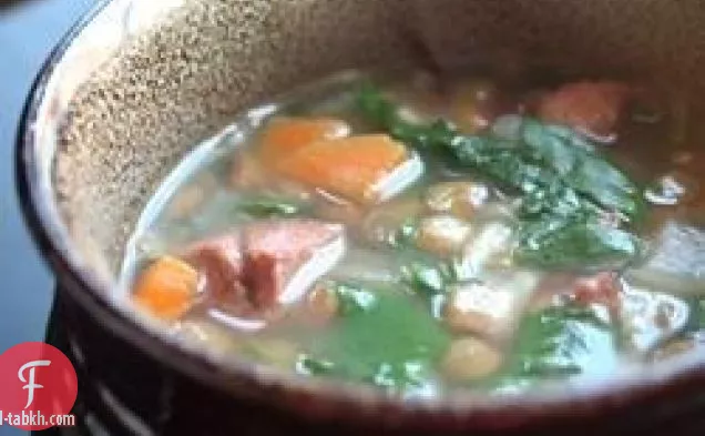 شوربة عدس السبانخ