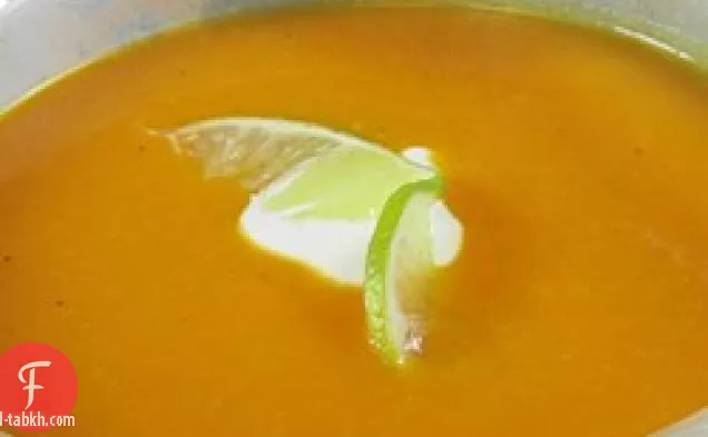 شوربة القرع بالكاري مع كريمة الليمون
