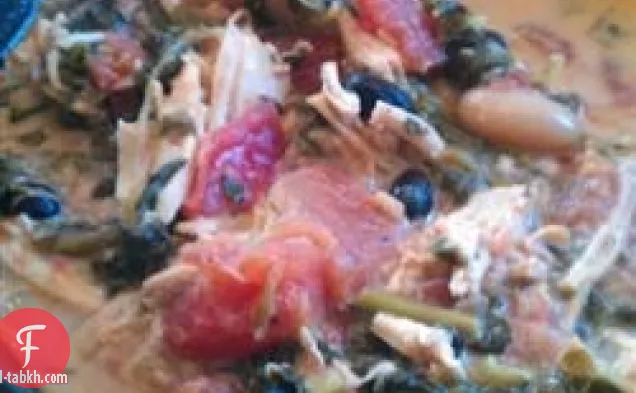 طباخ بطيء الدجاج الفلفل الحار مع الخضر والفاصوليا