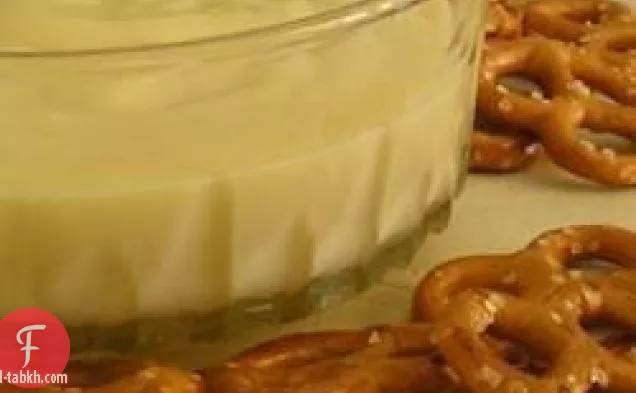 تتبيلة سلطة العسل والخردل واللبن