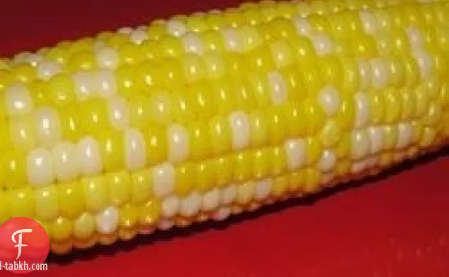 ذرة جيمي الحلوة والسهلة على قطعة خبز
