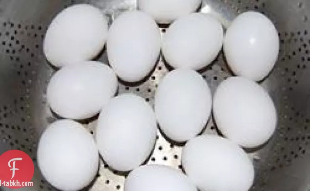 البيض على البخار الصلب