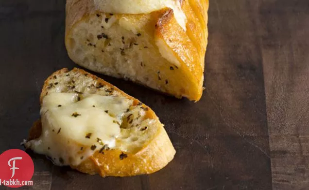 خبز الجبن بالثوم