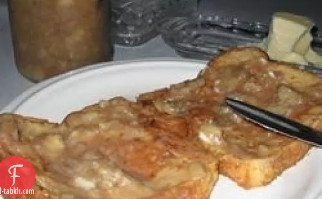 مربى الموز القرد