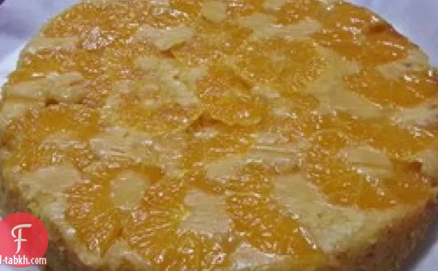 كعكة نباتية برتقالية