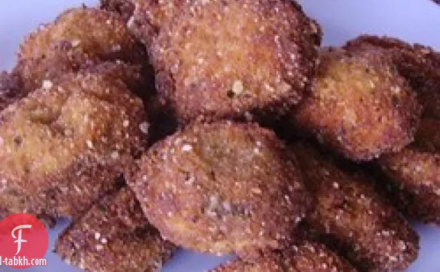 فطر مقلي مع صلصة جبنة الفيتا