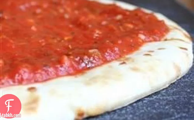 صلصة البيتزا محلية الصنع أخف وزنا