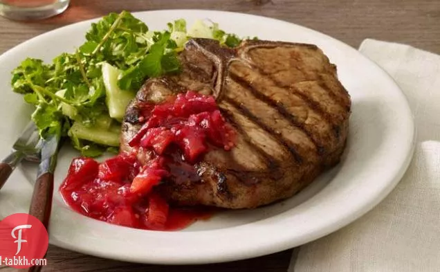 شرائح لحم الخنزير المشوي مع صلصة البرقوق والزنجبيل