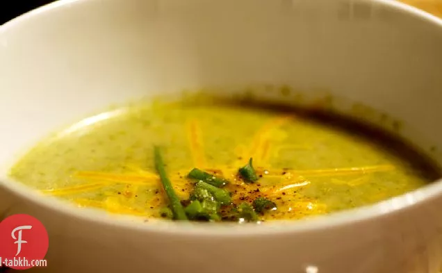 وصفة حساء البروكلي النباتي