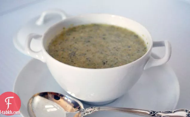 شوربة البروكلي بالجبن