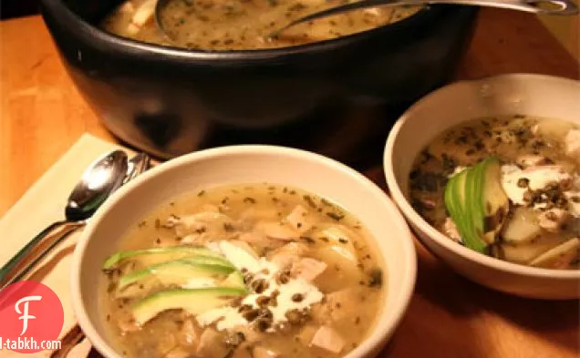 شوربة أجياكو (دجاج وبطاطا)
