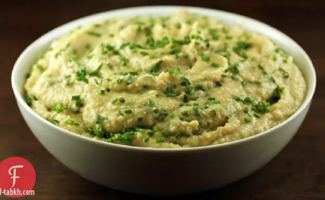 الفاصوليا البيضاء المهروسة والقرنبيط مع الكراث