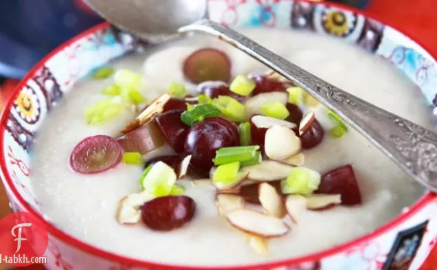 شوربة القرنبيط الكريمية