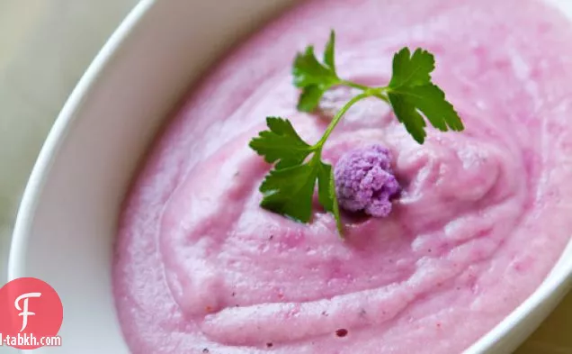 حساء القرنبيط الوردي