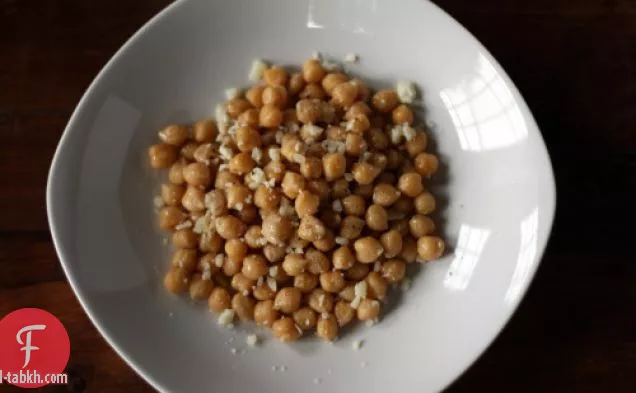 الحمص مع الليمون وبيكورينو رومانو