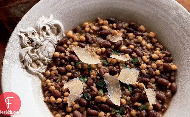 شوربة فارو والفاصوليا والحمص