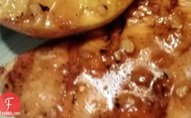 دجاج مشوي مع صوص الخوخ