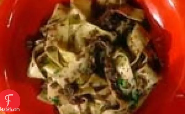 حساء فافا وبيكورينو: زوبا دي فف ه بيكورينو