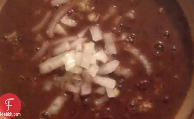 شوربة الفاصوليا السوداء السريعة
