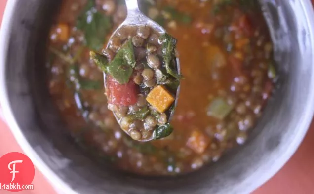 شوربة العدس والسبانخ مساء أكتوبر