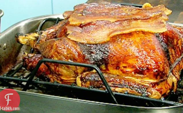 ديك رومي مشوي بالقيقب مع زبدة المريمية