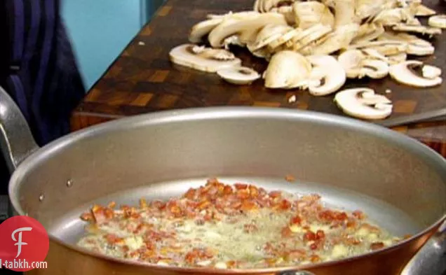 فاصوليا خضراء سوتيه مع بانسيتا وفطر