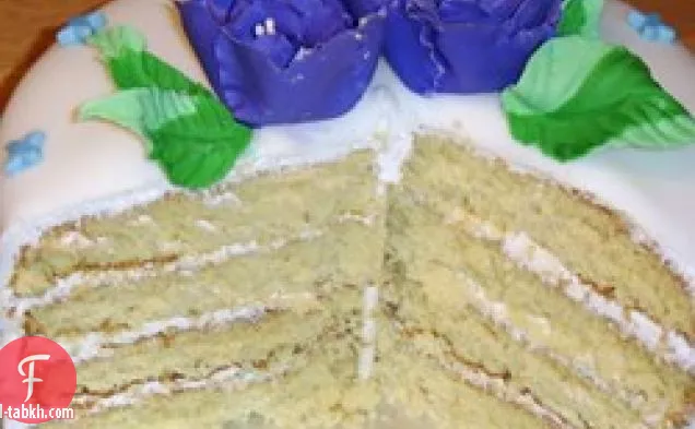 كعكة العمة بيرت البيضاء