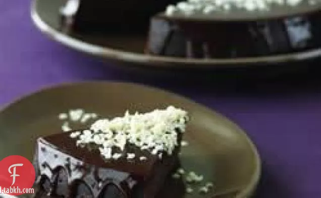 غيرارديلي-كعكة الكمأة بالشوكولاتة الثلاثية