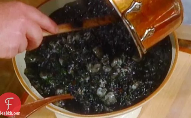 أكلة سوداء مع الحبار: أكلة نيرو كون سيبي