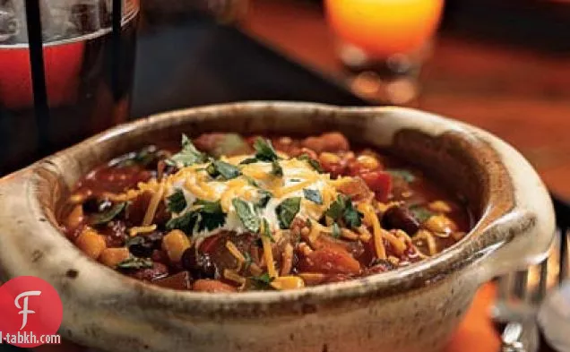 ثلاثة الفاصوليا الفلفل الحار مع الخضار