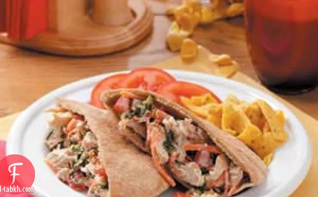 بيتاس الدجاج بالجبنة الزرقاء