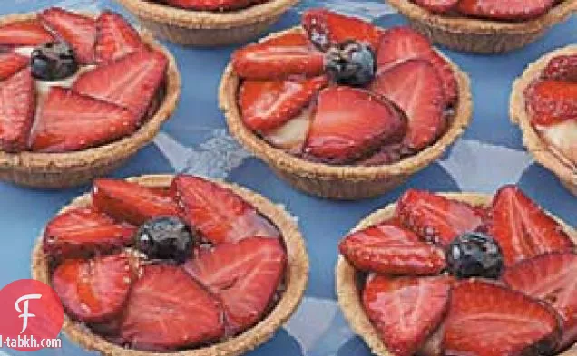 الفراولة كريم الفطائر