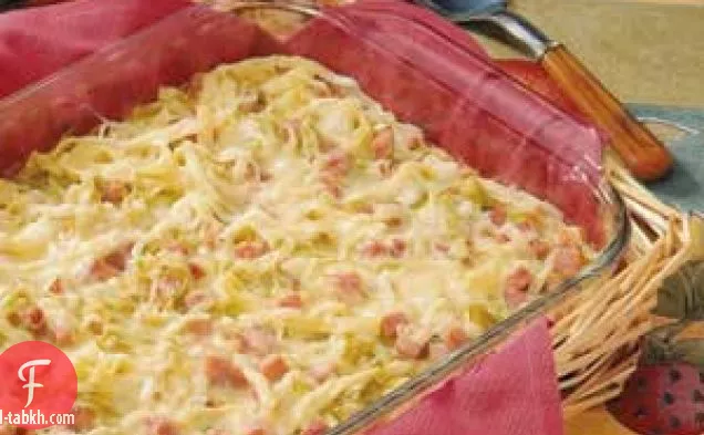 لينجويني مع لحم الخنزير والجبن السويسري